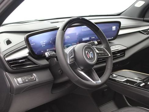 New 2026 Buick Enclave Avenir w/ Super Cruise Package image 17