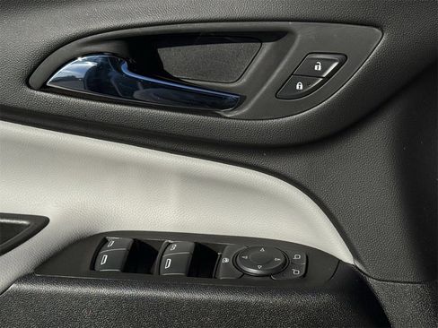 Certified 2024 Chevrolet Equinox LT w/ Driver Convenience Package image 21