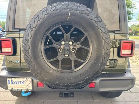 Used 2024 Jeep Wrangler Unlimited AWD/4WD image 27