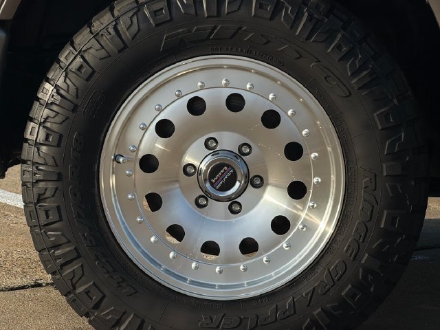 Used 2018 Nissan Titan Platinum Reserve w/ Platinum Utility Package AWD/4WD image 11