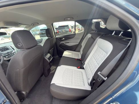 Used 2024 Chevrolet Equinox LS w/ LS Convenience Package image 7