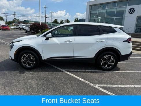 Used 2024 Kia Sportage LX AWD/4WD image 5