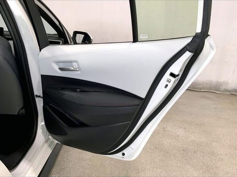 Used 2024 Toyota Corolla SE FWD image 23