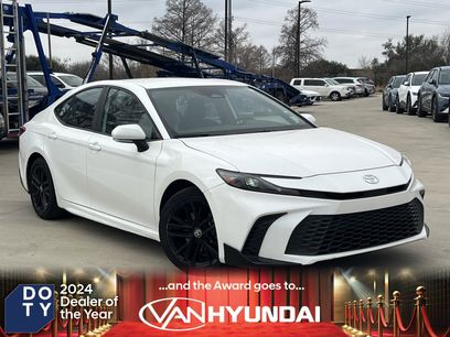 Used 2025 Toyota Camry SE