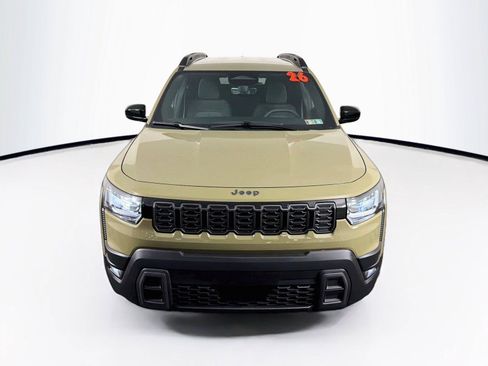 Used 2026 Jeep Cherokee Laredo AWD/4WD image 13