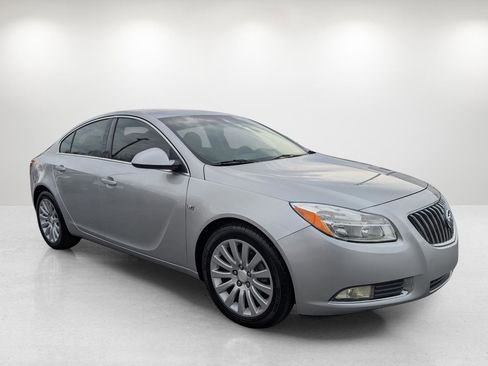 Used 2011 Buick Regal CXL w/ RL3 Preferred Equipment Group image 3