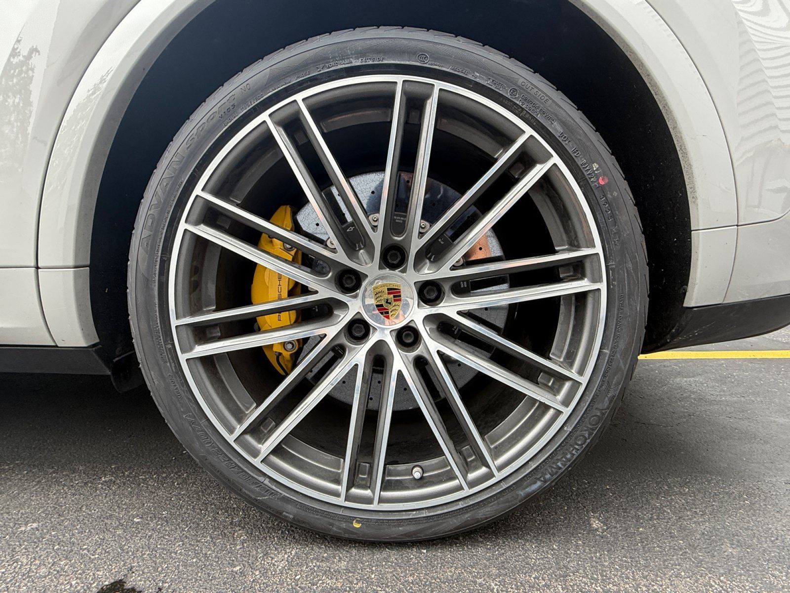 Certified 2020 Porsche Cayenne Turbo S AWD/4WD image 10