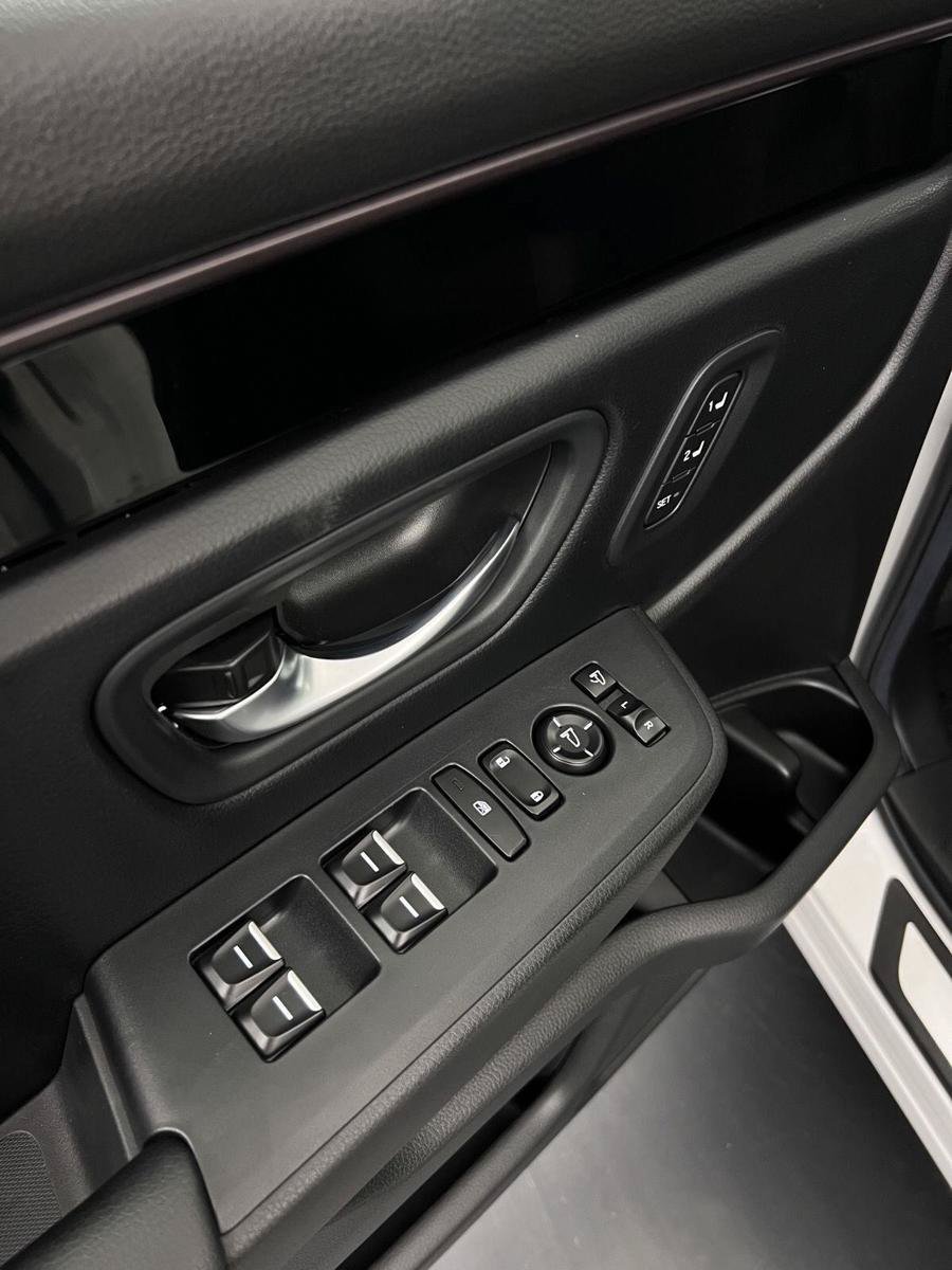 Certified 2025 Honda Pilot TrailSport image 18