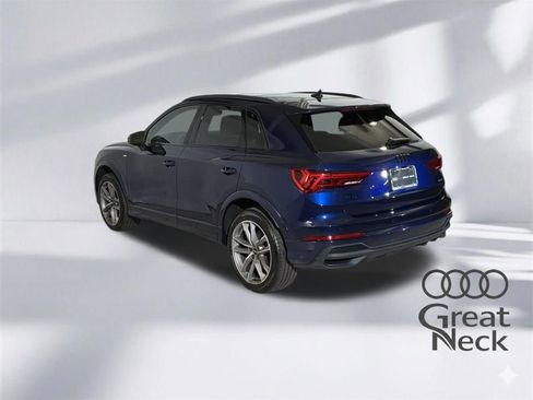Used 2023 Audi Q3 2.0T Premium w/ Black Optic Sport Package AWD/4WD image 8