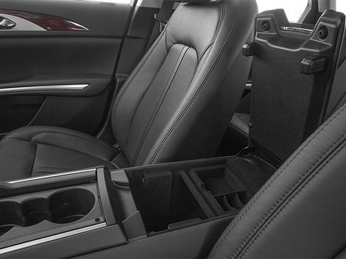 Used 2013 Lincoln MKZ FWD image 17