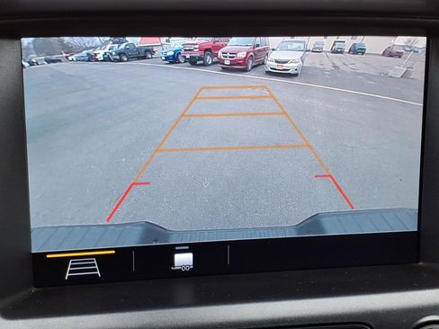 Used 2022 Chevrolet Colorado ZR2 image 25