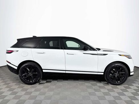 Used 2026 Land Rover Range Rover Velar Dynamic SE AWD/4WD image 4