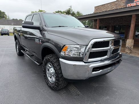Used 2017 RAM 2500 Tradesman w/ Chrome Appearance Group AWD/4WD image 2