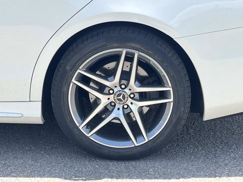 Used 2018 Mercedes-Benz S 560 Sedan image 13