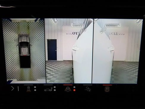 Used 2025 GMC Sierra 3500 AT4 w/ AT4 Premium Plus Package image 20