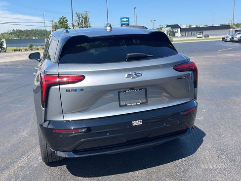 Used 2025 Chevrolet Blazer EV RS AWD/4WD image 4
