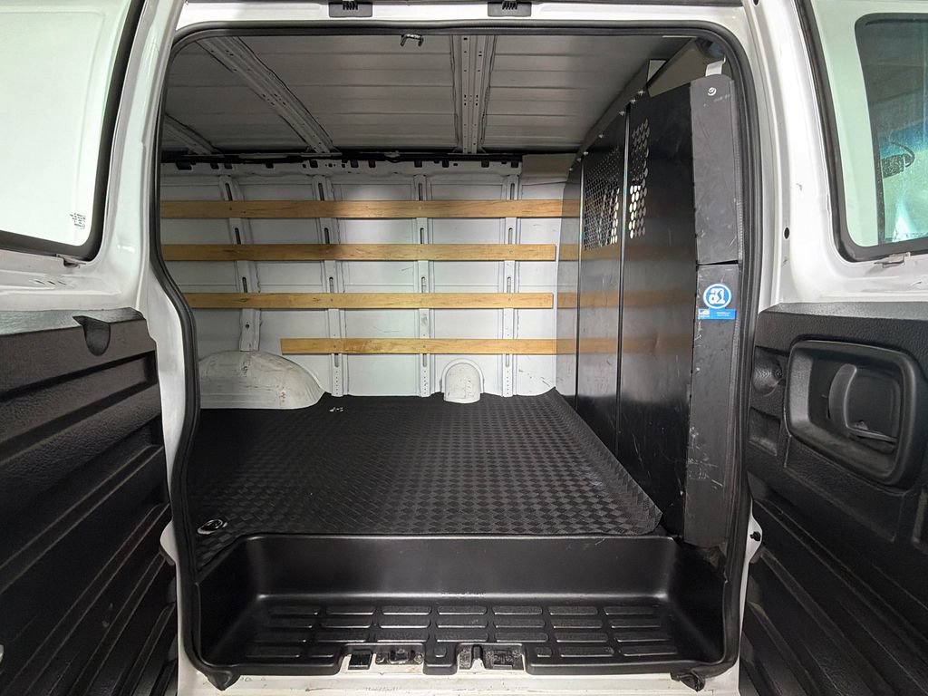 Certified 2025 Chevrolet Express 2500 w/ Driver Convenience Package RWD image 28