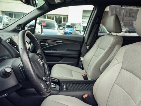 Used 2019 Honda Passport Elite image 16