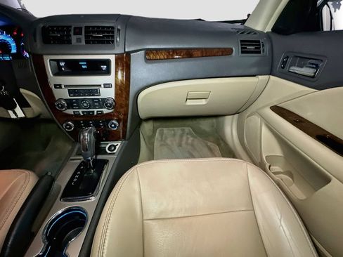 Used 2010 Ford Fusion SEL FWD image 30