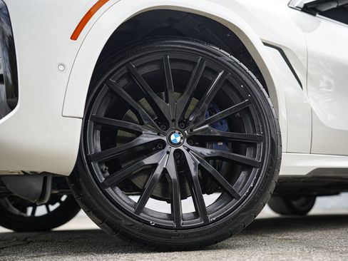 Used 2020 BMW X6 M50i w/ Executive Package AWD/4WD image 19