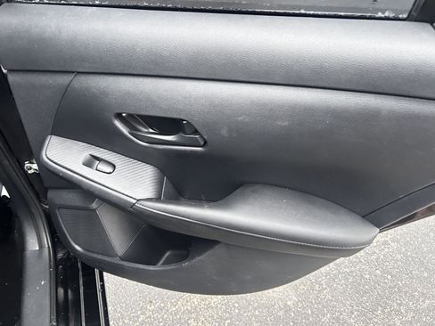 Used 2025 Nissan Sentra SV image 15