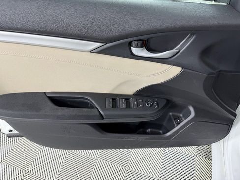 Used 2016 Honda Civic EX-T image 12