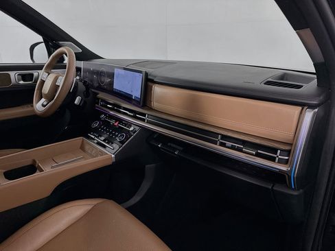 Used 2024 Hyundai Santa Fe Limited image 31