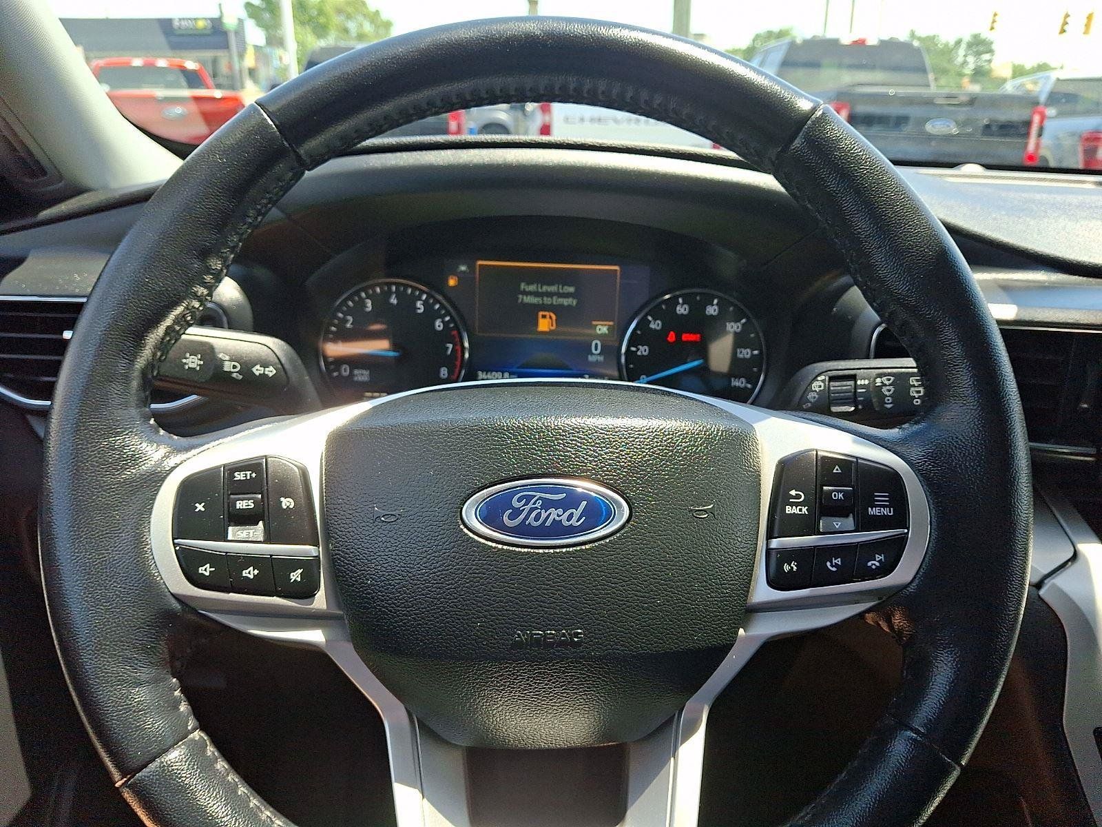 Certified 2023 Ford Explorer XLT w/ Equipment Group 202A AWD/4WD image 19