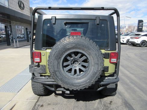 Used 2013 Jeep Wrangler Unlimited Sport w/ Connectivity Group image 9