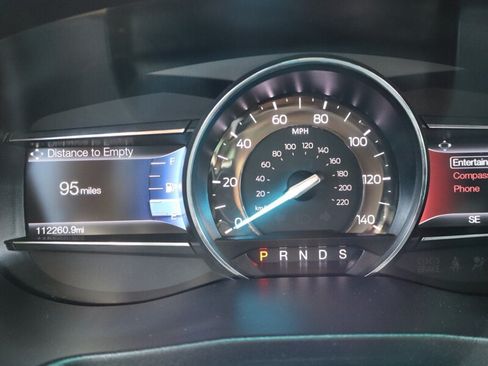 Used 2017 Ford Explorer XLT w/ Equipment Group 201A AWD/4WD image 24