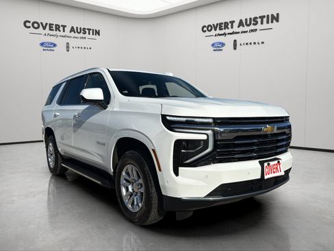 Used 2025 Chevrolet Tahoe LT RWD image 7