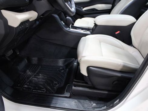 Used 2023 Subaru Ascent Limited w/ Technology Package image 21