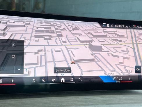 Used 2025 BMW 330i Sedan w/ Convenience Package image 21