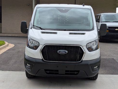 Used 2025 Ford Transit 250 Low Roof w/ Exterior Upgrade Package RWD image 2