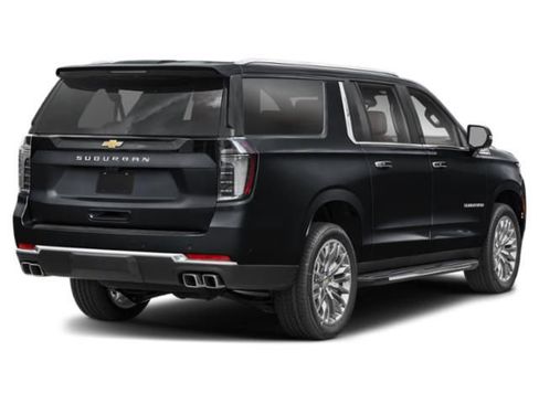 New 2026 Chevrolet Suburban High Country image 3