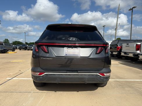 Used 2023 Hyundai Tucson SEL w/ Convenience Package FWD image 6