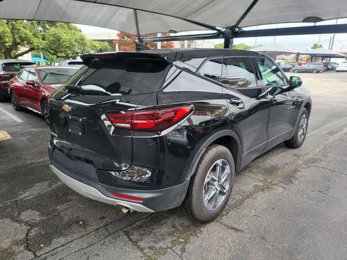 Used 2025 Chevrolet Blazer LT FWD image 8