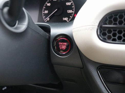 New 2025 Honda HR-V LX image 18