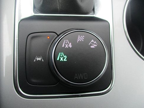 Used 2023 Chevrolet Blazer LT image 21