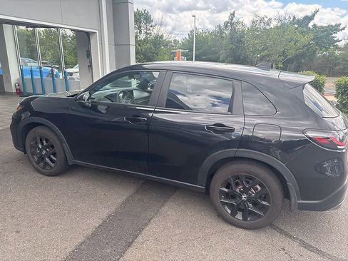 Certified 2025 Honda HR-V Sport image 6