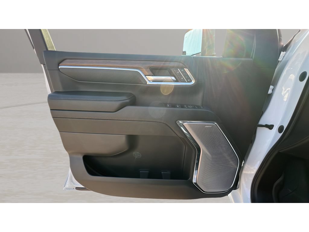 Certified 2024 Chevrolet Silverado 3500 High Country AWD/4WD image 26