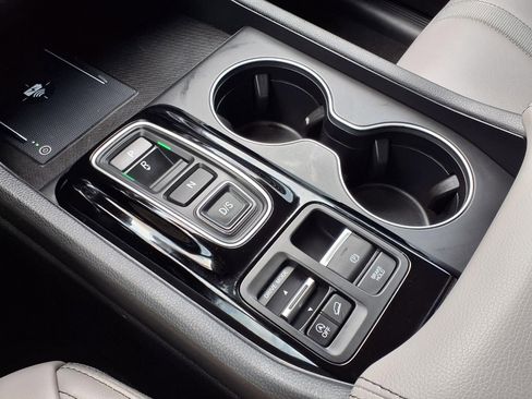 Used 2025 Honda Pilot EX-L image 21