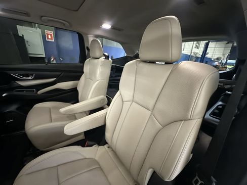 Used 2025 Subaru Ascent Limited AWD/4WD image 22