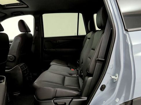 Used 2023 Honda Passport EX-L image 21