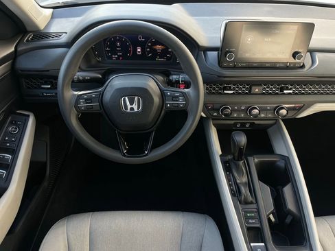 Used 2023 Honda Accord EX image 11