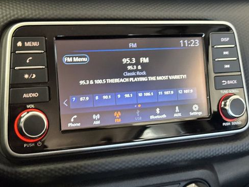 New 2025 Nissan Kicks Play S image 16