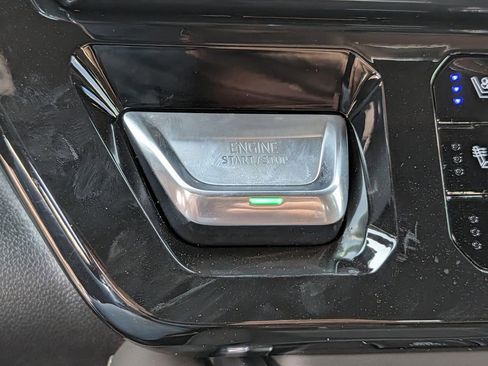 New 2026 GMC Sierra 2500 Denali Ultimate AWD/4WD image 17