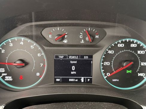 Used 2023 Chevrolet Traverse LS image 11