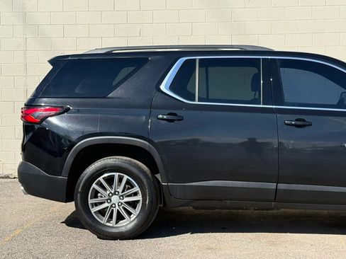 Used 2023 Chevrolet Traverse LT AWD/4WD image 13