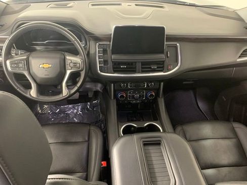 Used 2024 Chevrolet Suburban LT AWD/4WD image 21